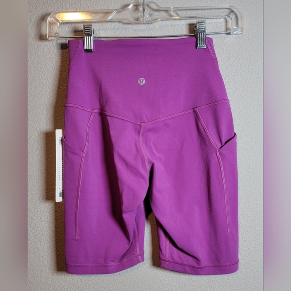 ​Lululemon NWT Align High Rise Short 8" Vivid Plum Size 4 Nulu Yoga Biker - Picture 3 of 6